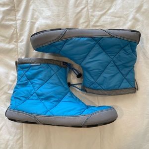 LL Bean quilted primaloft slipper booties